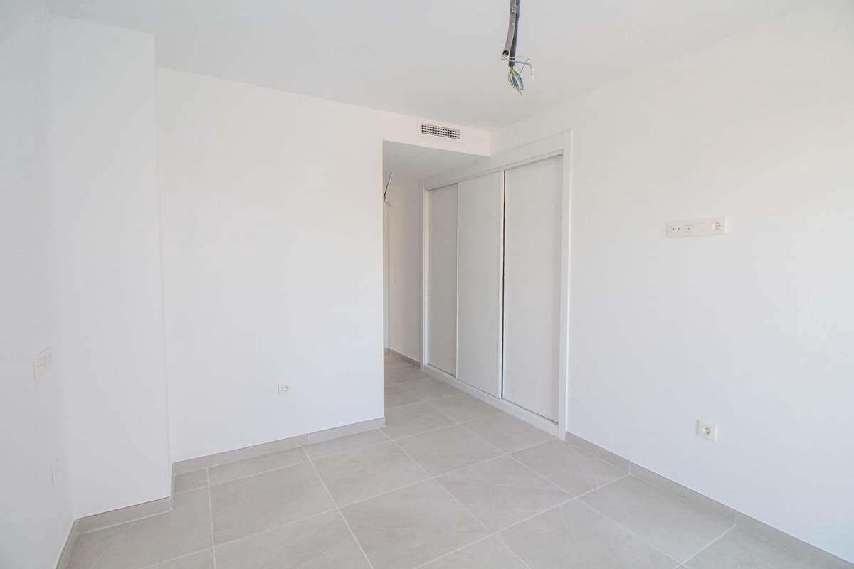 3 Zimmer Penthouse zu verkaufen in La Cala de Mijas mit Pool Garage - 485.000 € (Ref: 9995362)