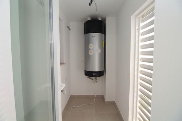 3 sypialnia Penthouse na sprzedaż w La Cala de Mijas, Mijas z basenem garażem - 485 000 € (Ref: 9995362)