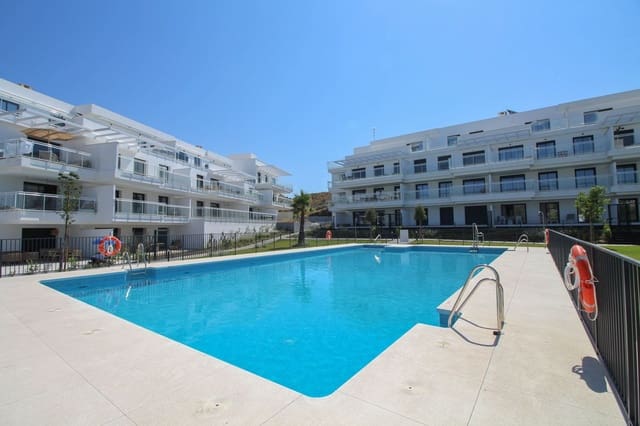 3 sypialnia Penthouse na sprzedaż w La Cala de Mijas, Mijas z basenem garażem - 485 000 € (Ref: 9995362)