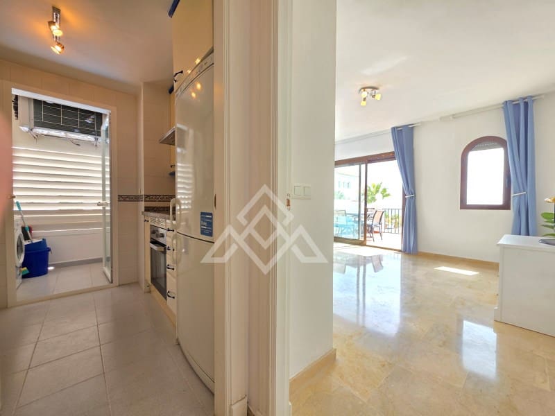 1 Zimmer Apartment zu verkaufen in Manilva mit Pool Garage - 330.000 € (Ref: 10025598)