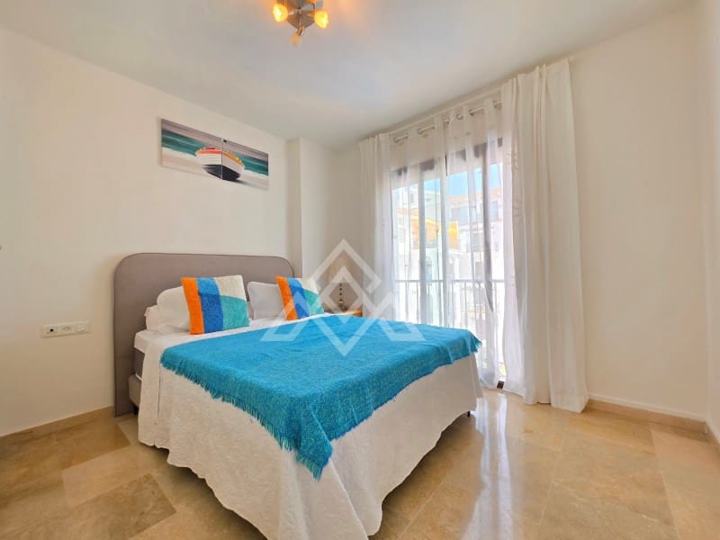 1 Zimmer Apartment zu verkaufen in Manilva mit Pool Garage - 330.000 € (Ref: 10025598)