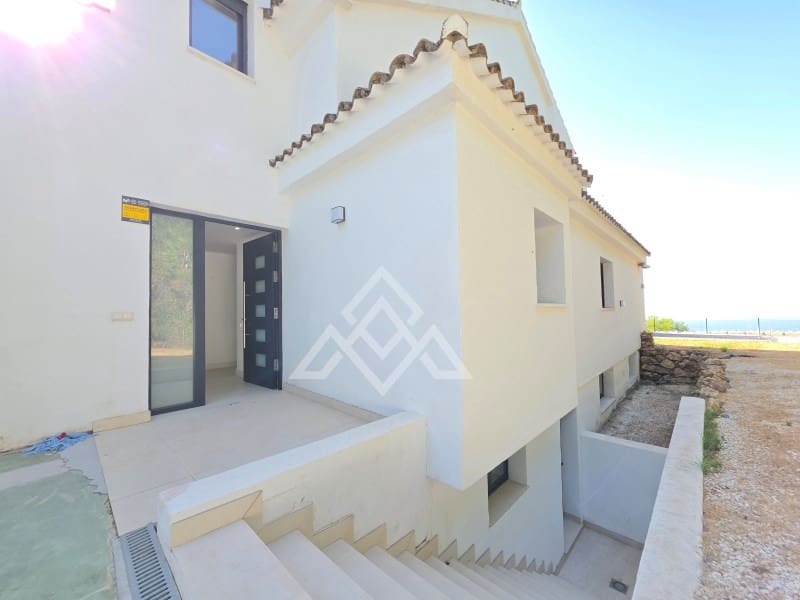5 quarto Moradia Geminada para venda em Ojen com garagem - 1 350 000 € (Ref: 10025599)