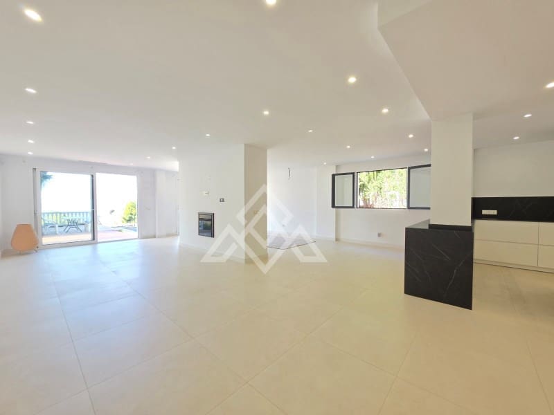 5 quarto Moradia Geminada para venda em Ojen com garagem - 1 350 000 € (Ref: 10025599)