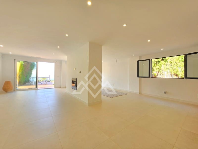 5 quarto Moradia Geminada para venda em Ojen com garagem - 1 350 000 € (Ref: 10025599)