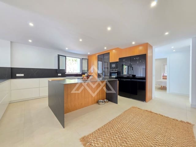 5 quarto Moradia Geminada para venda em Ojen com garagem - 1 350 000 € (Ref: 10025599)