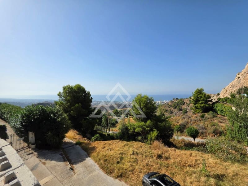 5 quarto Moradia Geminada para venda em Ojen com garagem - 1 350 000 € (Ref: 10025599)