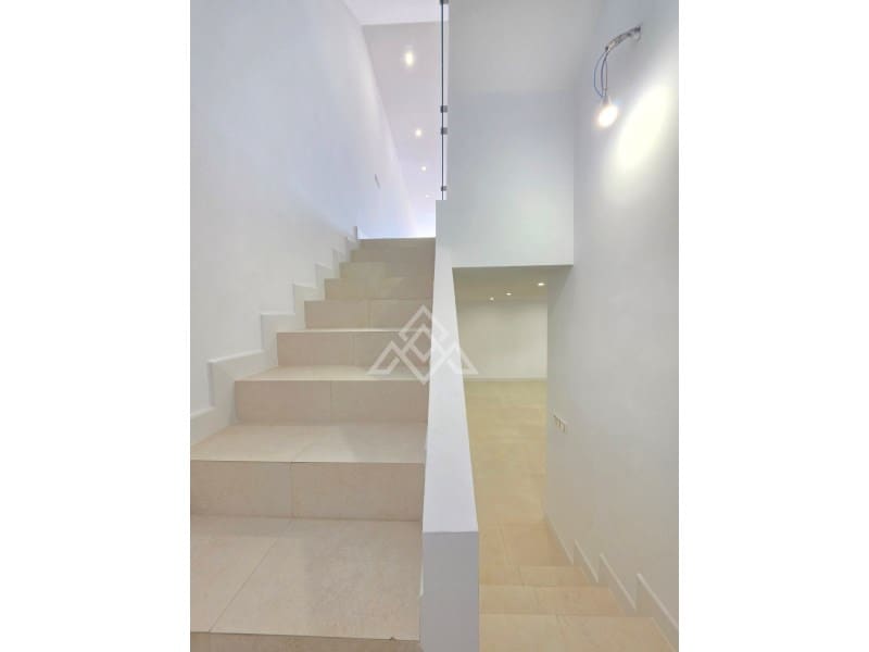 5 quarto Moradia Geminada para venda em Ojen com garagem - 1 350 000 € (Ref: 10025599)