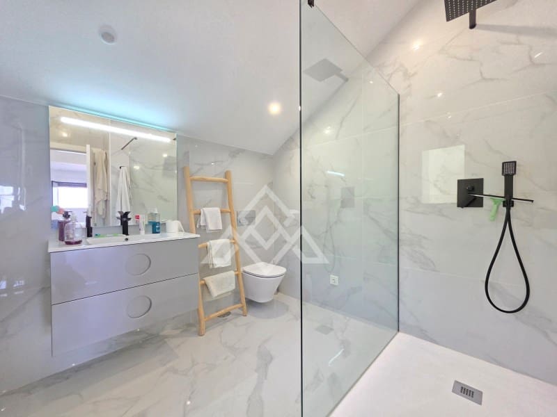 5 quarto Moradia Geminada para venda em Ojen com garagem - 1 350 000 € (Ref: 10025599)