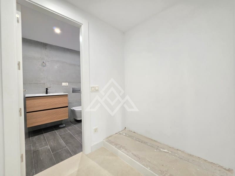 5 quarto Moradia Geminada para venda em Ojen com garagem - 1 350 000 € (Ref: 10025599)