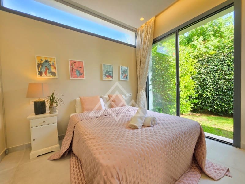 4 quarto Moradia para venda em New Golden Mile com garagem - 1 995 000 € (Ref: 10045239)