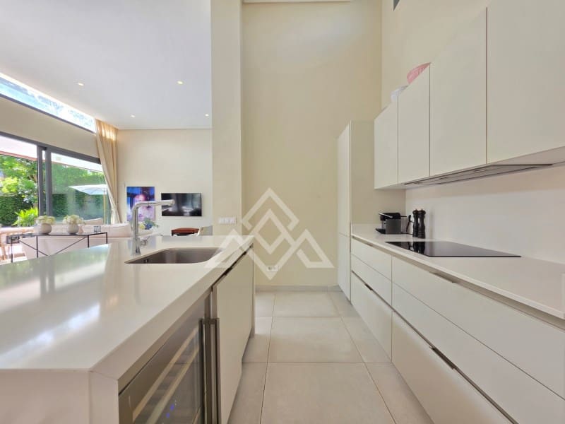 4 quarto Moradia para venda em New Golden Mile com garagem - 1 995 000 € (Ref: 10045239)