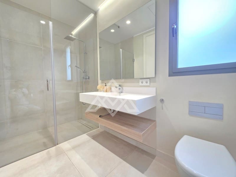 4 quarto Moradia para venda em New Golden Mile com garagem - 1 995 000 € (Ref: 10045239)