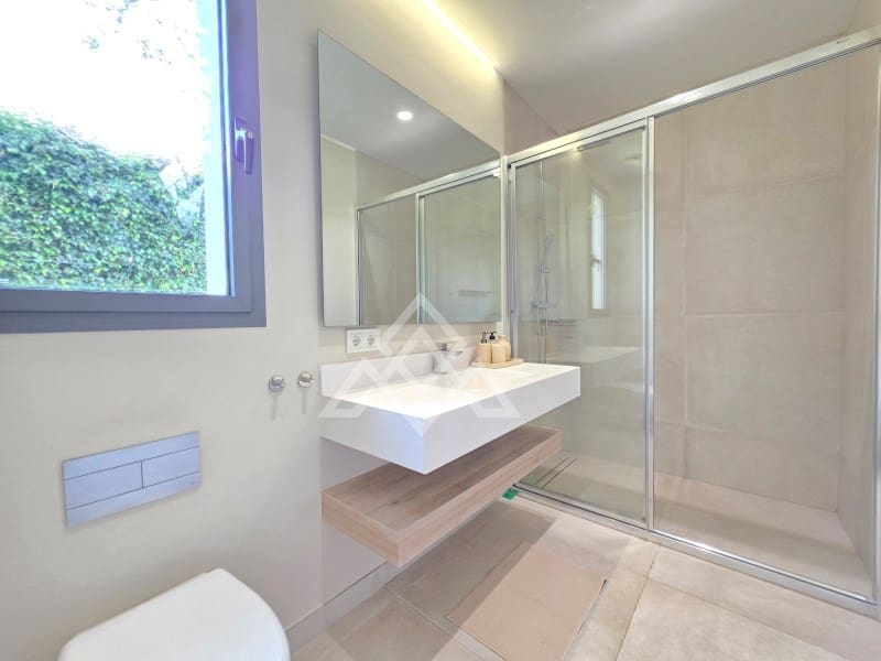 4 quarto Moradia para venda em New Golden Mile com garagem - 1 995 000 € (Ref: 10045239)