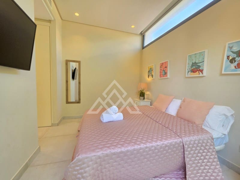 4 quarto Moradia para venda em New Golden Mile com garagem - 1 995 000 € (Ref: 10045239)