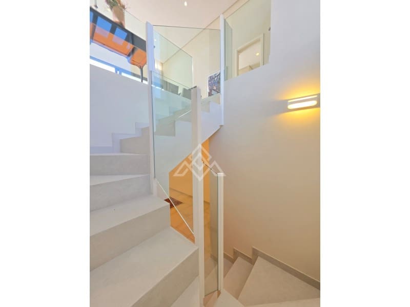 4 quarto Moradia para venda em New Golden Mile com garagem - 1 995 000 € (Ref: 10045239)