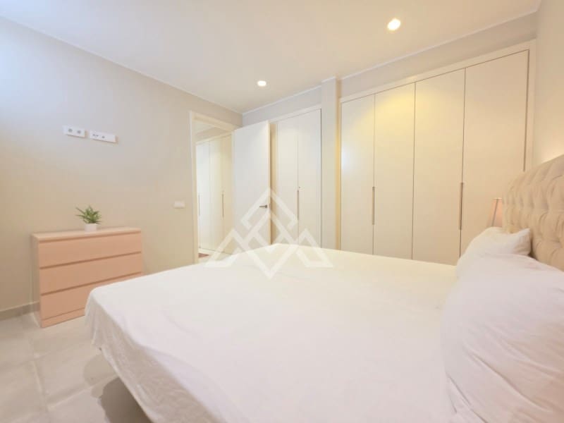 4 quarto Moradia para venda em New Golden Mile com garagem - 1 995 000 € (Ref: 10045239)