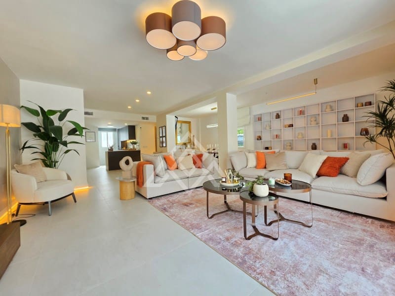 3 chambre Villa/Maison à vendre à Riviera del Sol avec garage - 1 450 000 € (Ref: 10049184)
