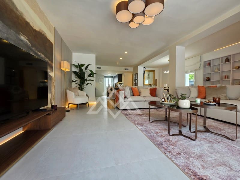 3 chambre Villa/Maison à vendre à Riviera del Sol avec garage - 1 450 000 € (Ref: 10049184)