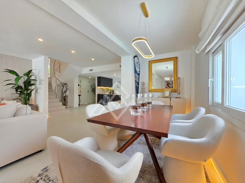 3 chambre Villa/Maison à vendre à Riviera del Sol avec garage - 1 450 000 € (Ref: 10049184)