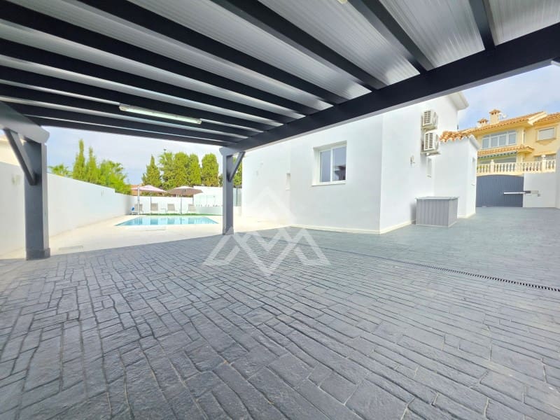 3 chambre Villa/Maison à vendre à Riviera del Sol avec garage - 1 450 000 € (Ref: 10049184)