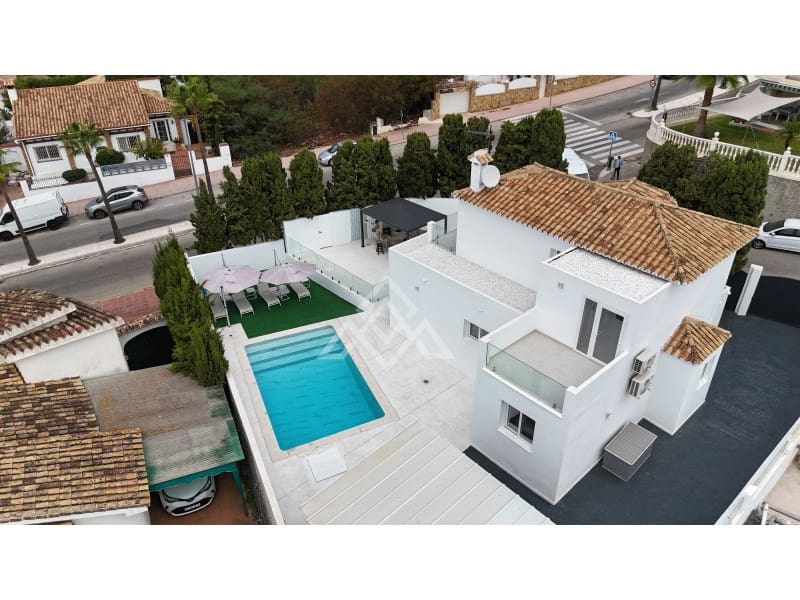 3 chambre Villa/Maison à vendre à Riviera del Sol avec garage - 1 450 000 € (Ref: 10049184)