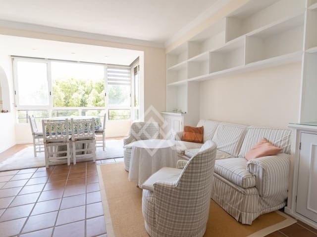 2 slaapkamer Appartement te koop in Nueva Andalucia, Marbella met garage - € 450.000 (Ref: 10049185)