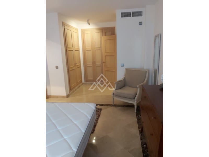 2 Zimmer Apartment zu verkaufen in Manilva mit Pool Garage - 375.000 € (Ref: 10075522)