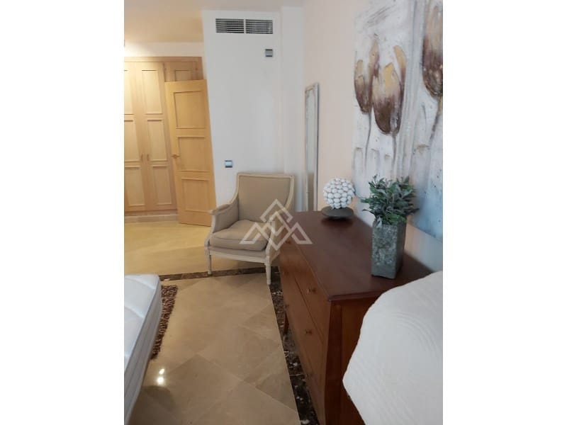 2 Zimmer Apartment zu verkaufen in Manilva mit Pool Garage - 375.000 € (Ref: 10075522)