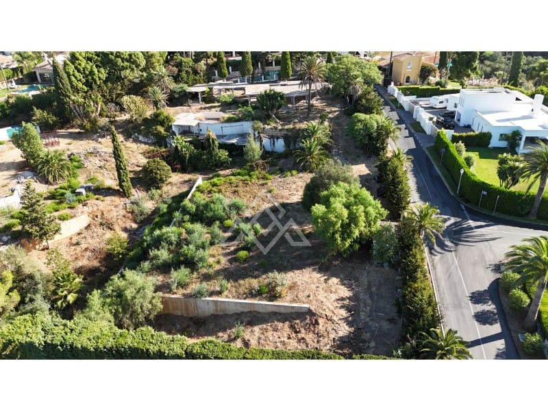 Byggegrund til salg i Marbella - € 3.700.000 (Ref: 10075526)