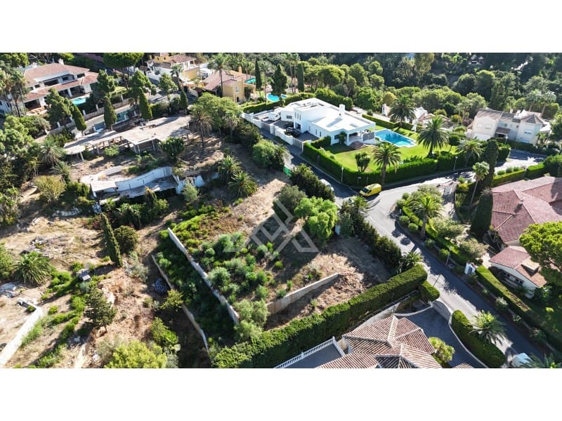 Byggegrund til salg i Marbella - € 3.700.000 (Ref: 10075526)