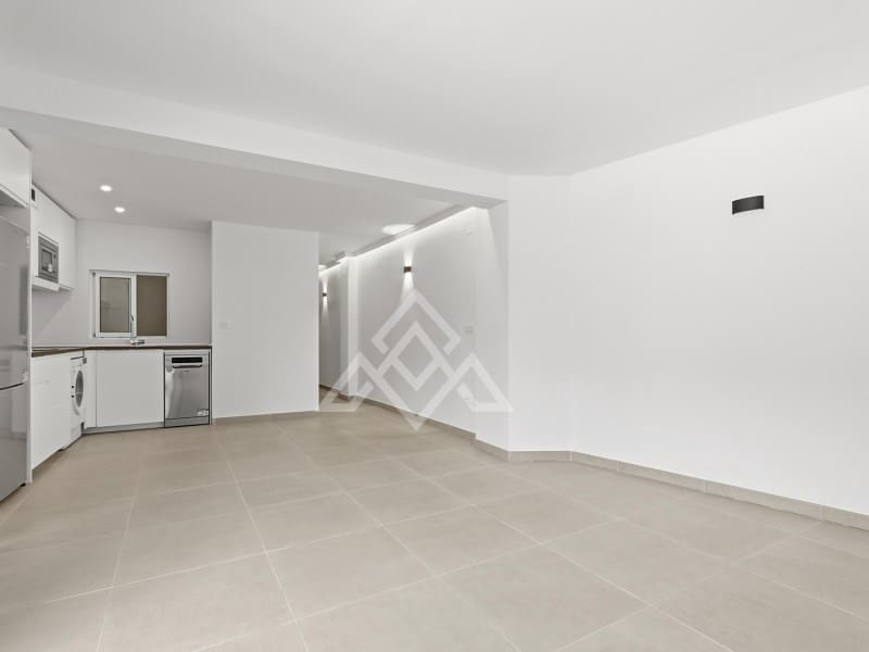 Biuro na sprzedaż w Marbella z basenem - 235 000 € (Ref: 10086010)