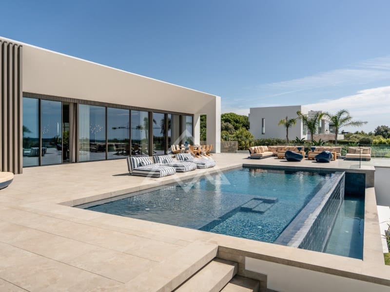 6 slaapkamer Villa te koop in Sotogrande met zwembad garage - € 7.950.000 (Ref: 10089488)