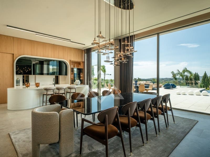6 slaapkamer Villa te koop in Sotogrande met zwembad garage - € 7.950.000 (Ref: 10089488)