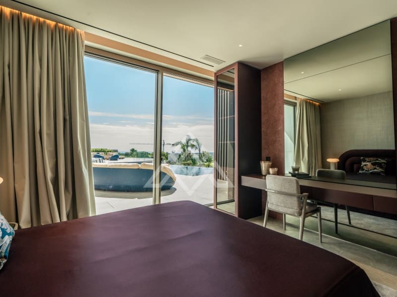 6 slaapkamer Villa te koop in Sotogrande met zwembad garage - € 7.950.000 (Ref: 10089488)