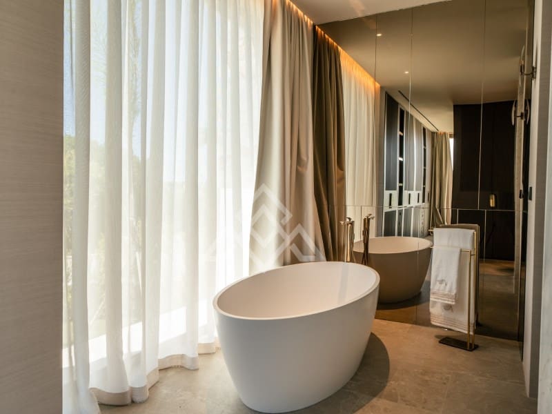 6 slaapkamer Villa te koop in Sotogrande met zwembad garage - € 7.950.000 (Ref: 10089488)