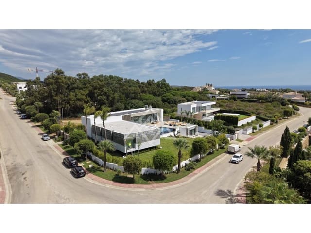 6 slaapkamer Villa te koop in Sotogrande Alto, San Roque met zwembad garage - € 7.950.000 (Ref: 10089488)