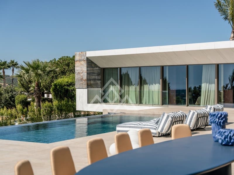 6 slaapkamer Villa te koop in Sotogrande met zwembad garage - € 7.950.000 (Ref: 10089488)