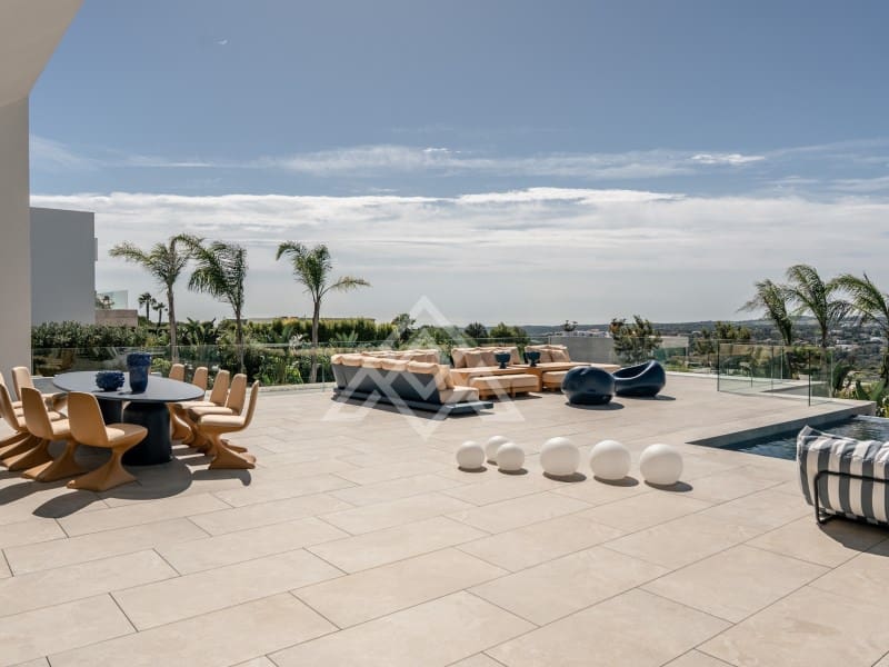 6 slaapkamer Villa te koop in Sotogrande met zwembad garage - € 7.950.000 (Ref: 10089488)