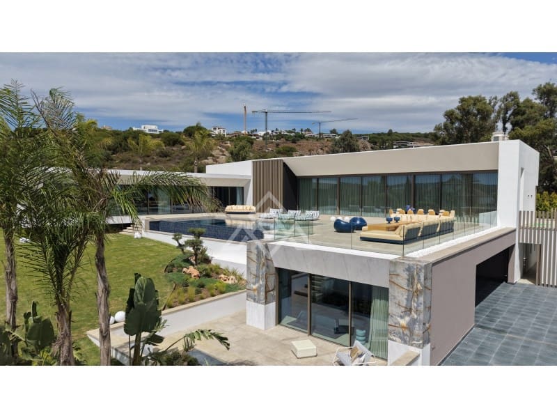 6 slaapkamer Villa te koop in Sotogrande met zwembad garage - € 7.950.000 (Ref: 10089488)