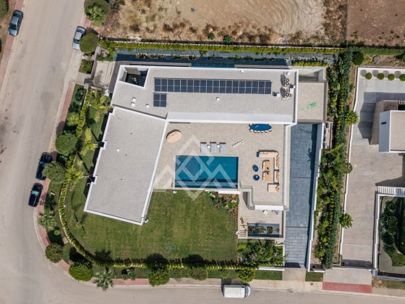 6 slaapkamer Villa te koop in Sotogrande met zwembad garage - € 7.950.000 (Ref: 10089488)