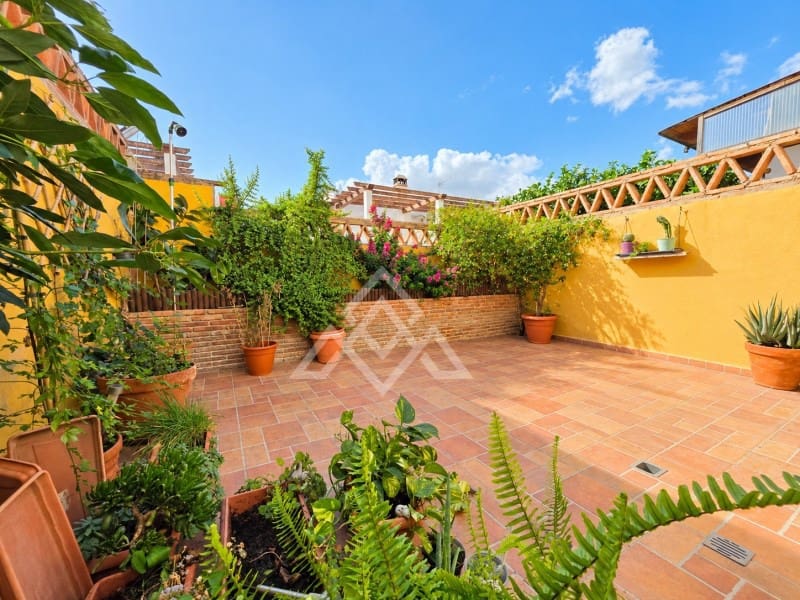 3 chambre Maison de Ville à vendre à Marbella avec garage - 550 000 € (Ref: 10094462)