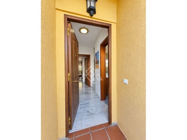 3 soveværelse Byhus til salg i Bello Horizonte - Lindasol, Marbella med garage - € 550.000 (Ref: 10094462)