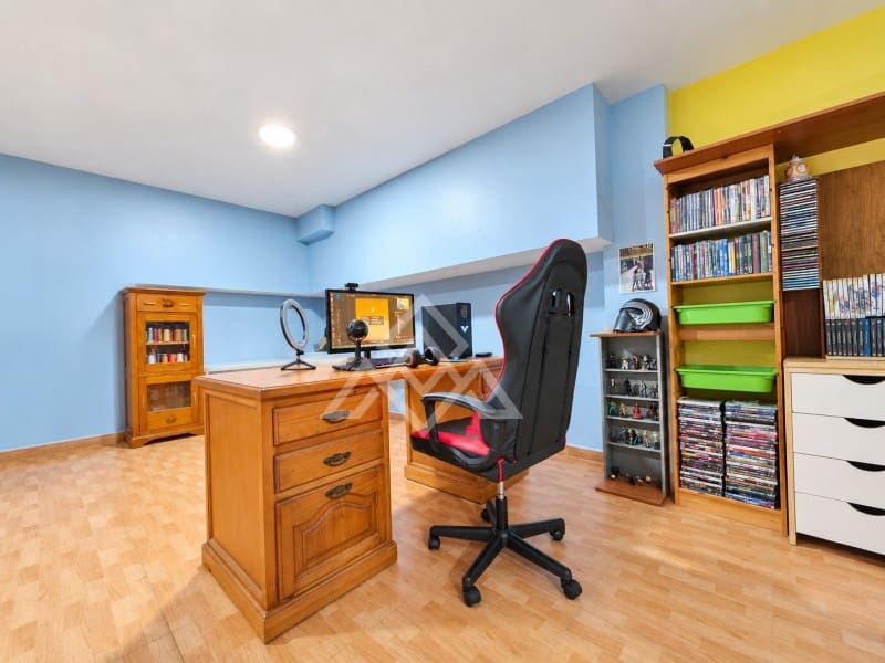 3 chambre Maison de Ville à vendre à Marbella avec garage - 550 000 € (Ref: 10094462)