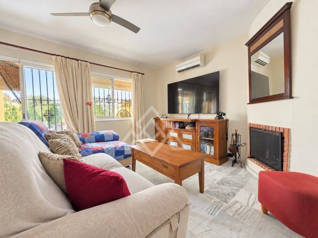 3 soveværelse Byhus til salg i Bello Horizonte - Lindasol, Marbella med garage - € 550.000 (Ref: 10094462)