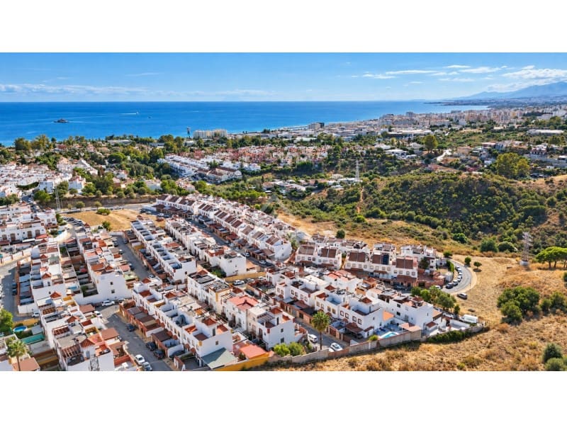 3 chambre Maison de Ville à vendre à Marbella avec garage - 550 000 € (Ref: 10094462)