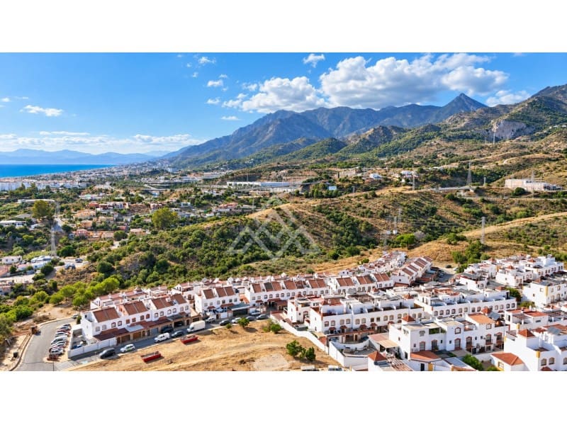3 chambre Maison de Ville à vendre à Marbella avec garage - 550 000 € (Ref: 10094462)