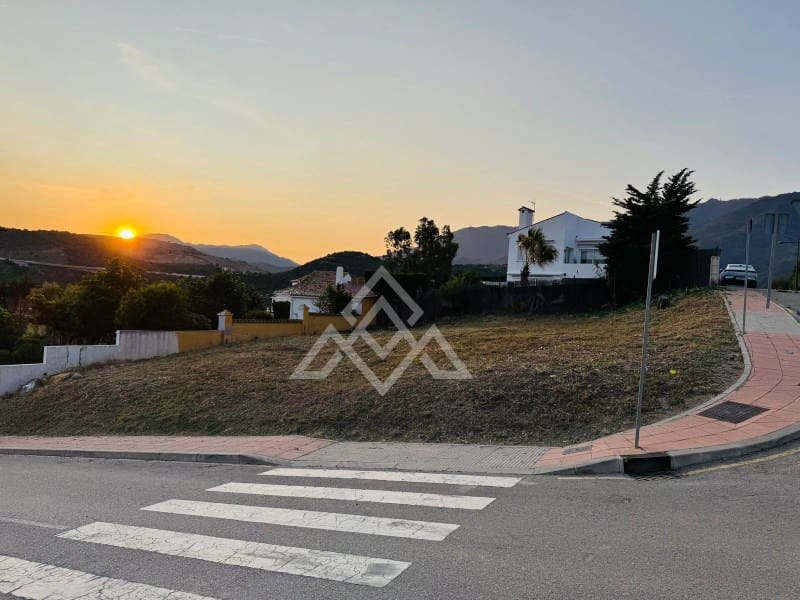 Terrain à Bâtir à vendre à Estepona - 280 000 € (Ref: 10102461)