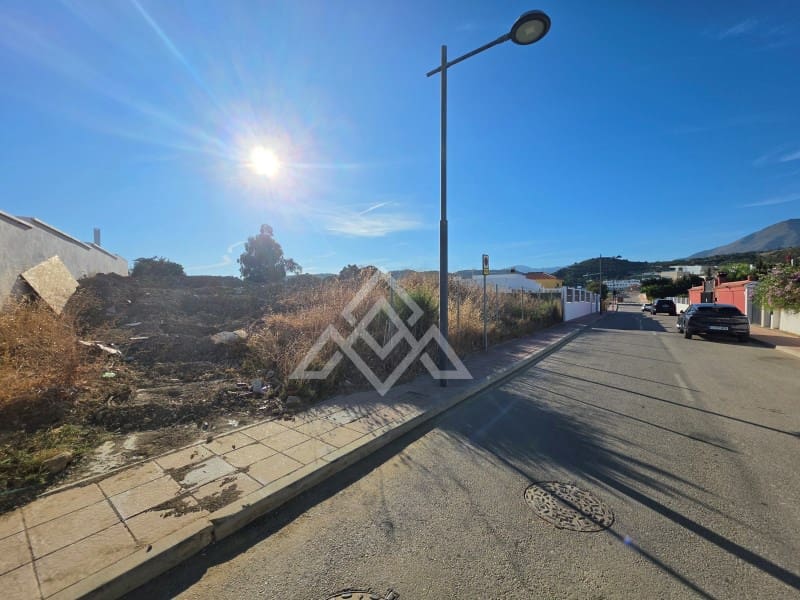 Terrain à Bâtir à vendre à Estepona - 435 000 € (Ref: 10102462)