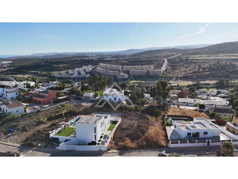Terrain à Bâtir à vendre à Estepona - 435 000 € (Ref: 10102462)