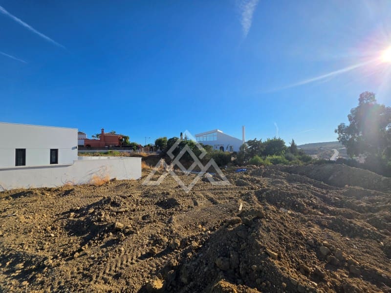 Terrain à Bâtir à vendre à Estepona - 435 000 € (Ref: 10102462)